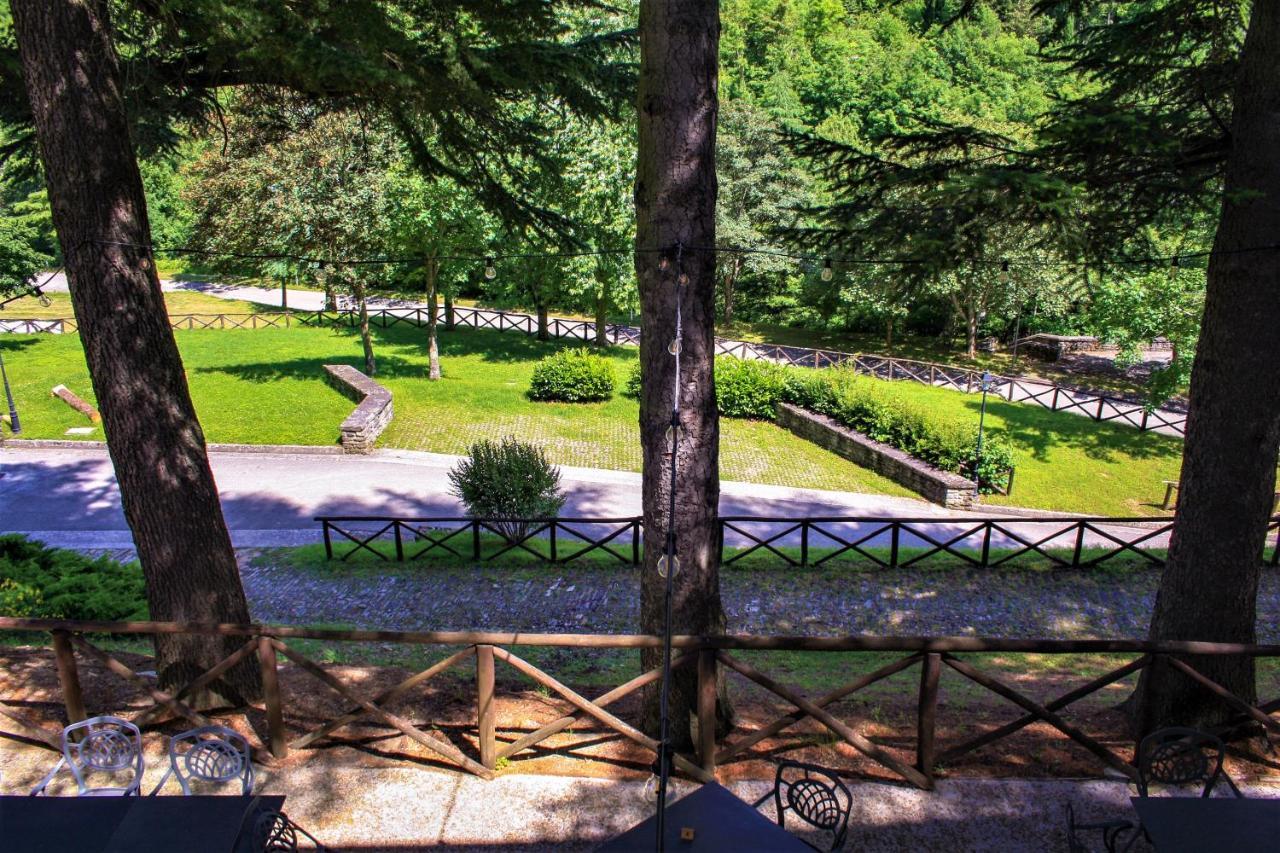 Il Palazzo Ridracoli Hotel บาโญ ดิ โรมาญา ภายนอก รูปภาพ